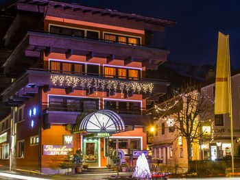 Wonnezeit und günstig Entspannen im Tiroler ADLER