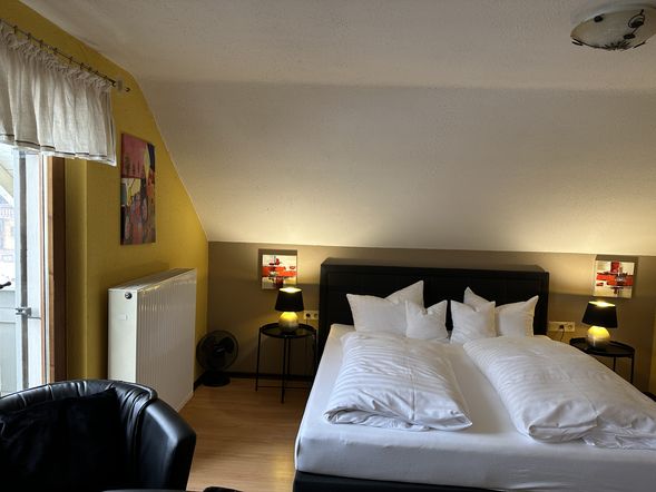 Doppelzimmer mit Balkon (Zimmer 1)