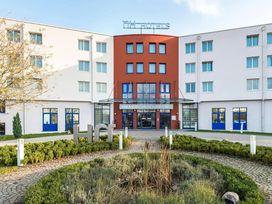 2 Tage Kurzurlaub mit Frühstück im NH Muenchen Airport Hotel