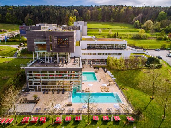 2 Tage Steiermark: Wellness, Wasserwelt & 6-Gang-Menü in Bad Waltersdorf Halbpension