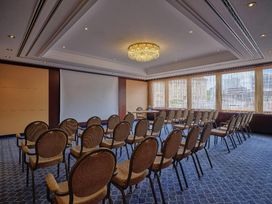 2 Tage zentral in der Landeshauptstadt mit Frühstück