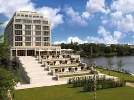 2 Tage im ATLANTIC Hotel Wilhelmshaven mit Frühstück