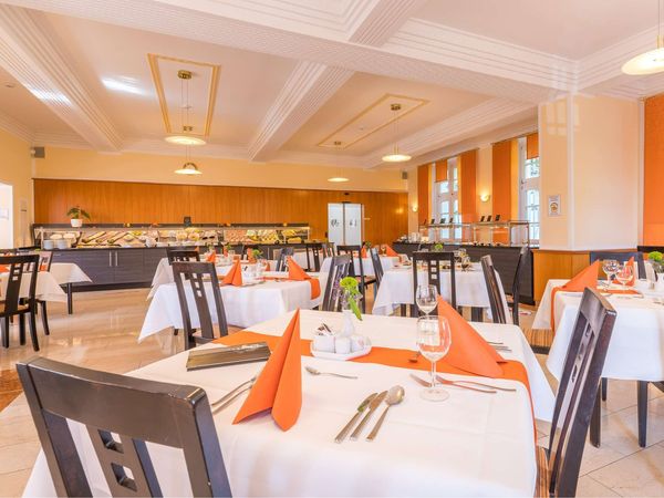 4 Tage schwebend Wohlfühlen in der Therme Bad Elster, Sachsen inkl. Halbpension