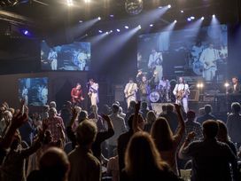 All you need is love - Das Beatles Musical in Berlin mit Ticket und Hotel