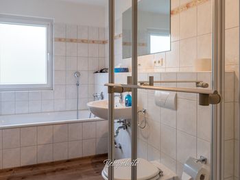 Bild 18 von 50