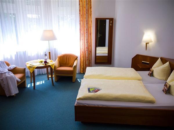 KissSalis Thermalbadewoche - 6 Tage inkl. Frühstück in Bad Kissingen, Bayern inkl. Frühstück