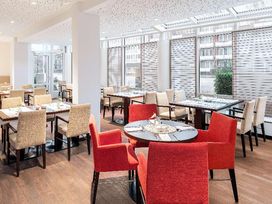 2 Tage im Hotel NH Hamburg Mitte 