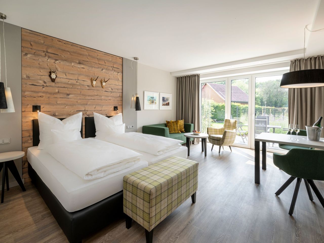 Grand Deluxe Junior Suite