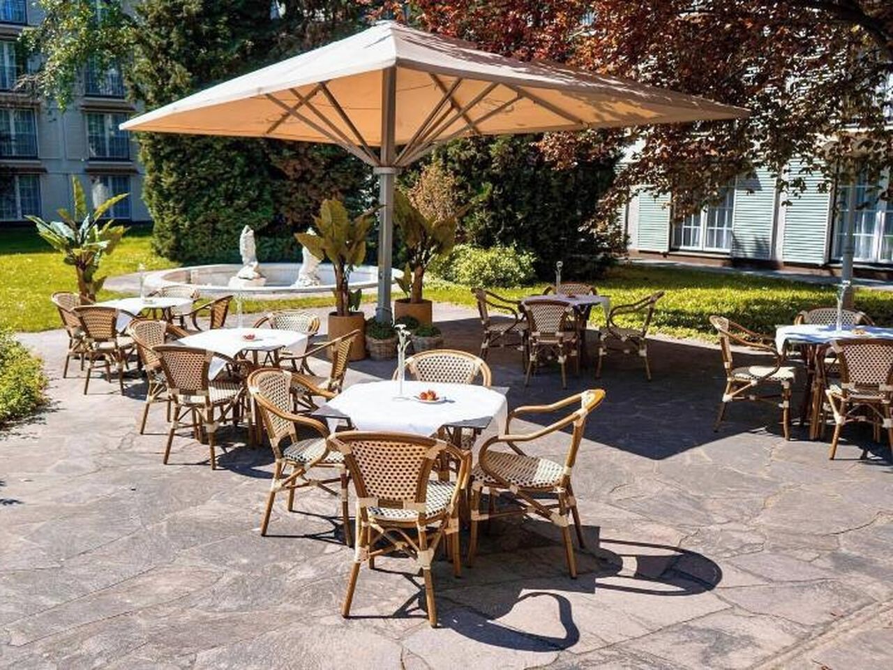 Auszeit 2 Tage im Eventhotel Pyramide