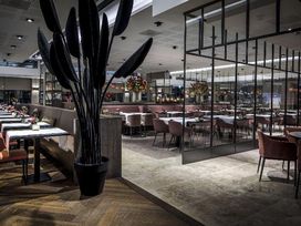 7 Tage in der größten Einkaufsstadt des Ostens