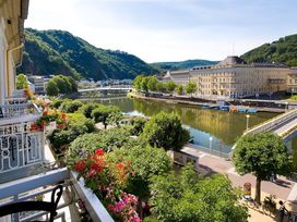 9 Tage Entspannung im Grand Hotel an der Lahn