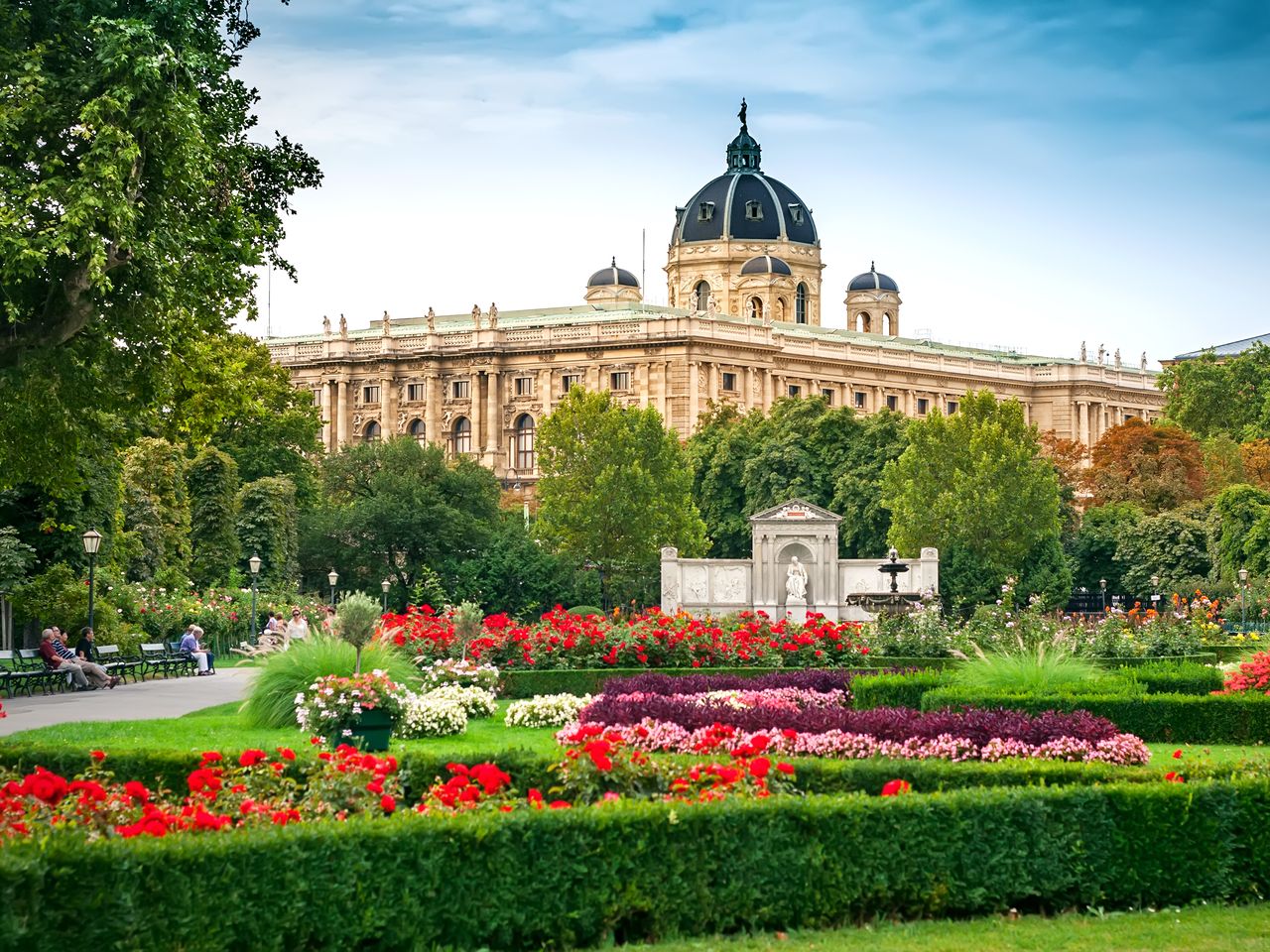 Schloss Schönbrunn Konzert mit Hotel in Wien