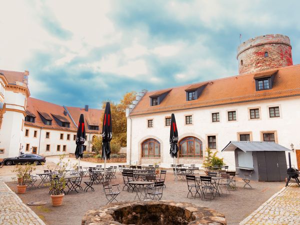 3 Tage Schlossherr auf Zeit inklusive Schlemmermenü in Schkopau, Sachsen-Anhalt inkl. Halbpension