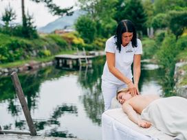 Auf der Sonnenseite Tirols - Wellness und Kulinarik