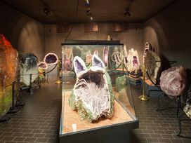 Edelstein-Kurztrip – Glanz & Geschichte erleben