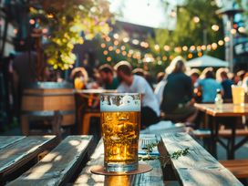 JURASSIC WORLD: THE EXPERIENCE - Tickets mit Übernachtung