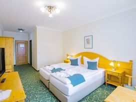 4 Bade- & Relaxtage inkl. Steintherme und HP plus