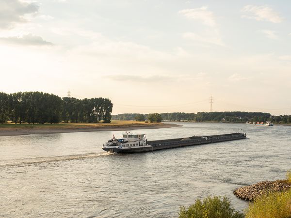 2 Tage Riverfront Escape am malerischen Rhein Hey Lou Hotel Monheim am Rhein inkl. Frühstück