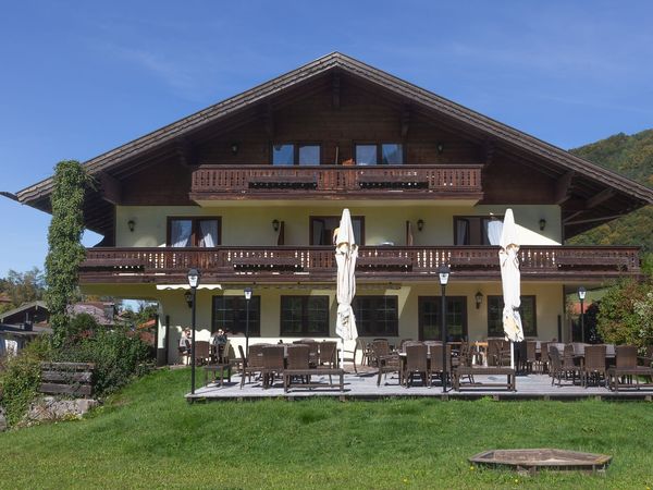 3 Tage Wasserspaß auf dem Chiemsee mit SUP oder Kajak in Ruhpolding, Bayern inkl. Halbpension