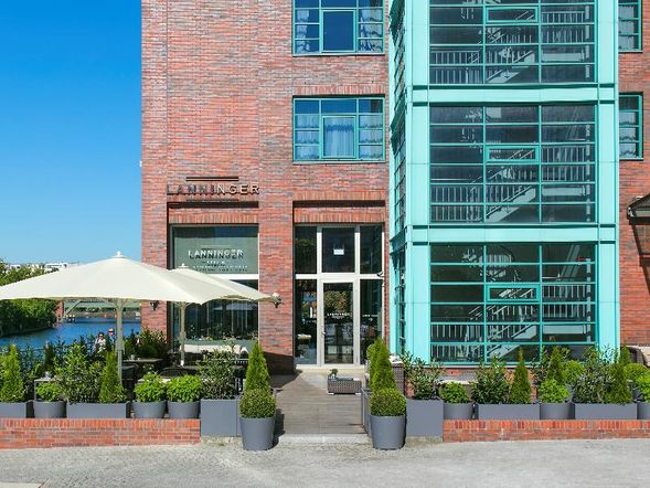 Abion Spreebogen Waterside Hotel