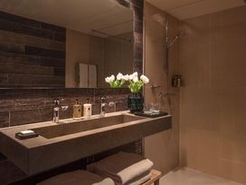 6 Tage Urlaub mit Blick auf den Königspalast