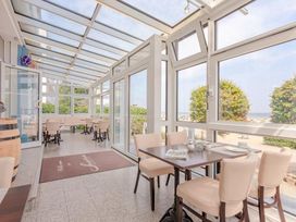 Wasser, Sonne & Strand im Hotel Strandschlosschen