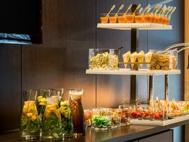 2 Tage Kurzurlaub mit Frühstück im NH Den Haag