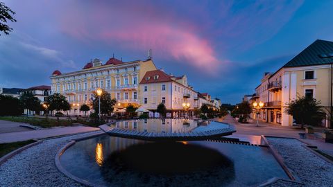 Franzensbad am Abend