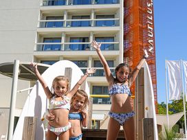 Strandspaß für Groß und Klein - 4 Tage Dolce Vita