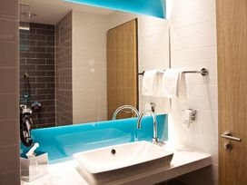 3 Tage mit Frühstück im Holiday Inn Express Ringsheim