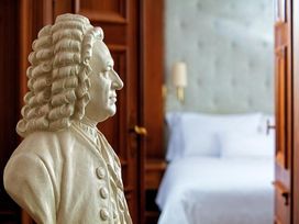 4 Tage zentral in der Hauptstadt verbringen