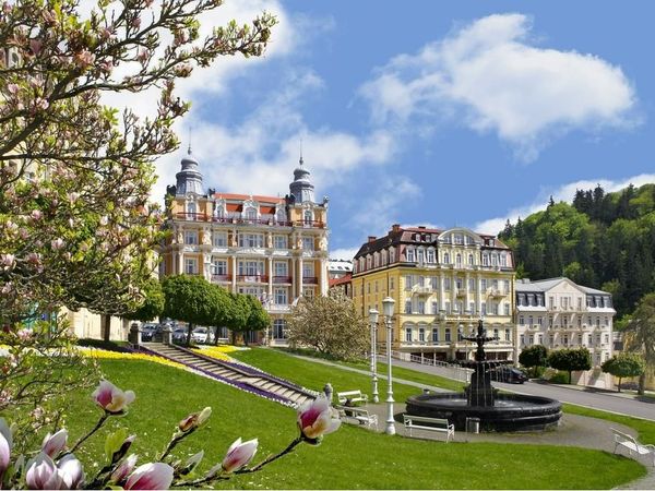 8 Tage Traditioneller Kuraufenthalt im schönen Marienbad in Marienbad (Mariánské Lázně), Karlsbad (Karlovarský kraj) inkl. Halbpension