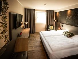 2 Tage Kurzurlaub mit Frühstück im LOGINN Hotel Stuttgart Zuffenhausen