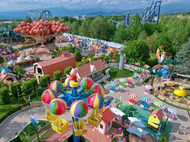 Gardaland Resort mit Hotel und Eintritt