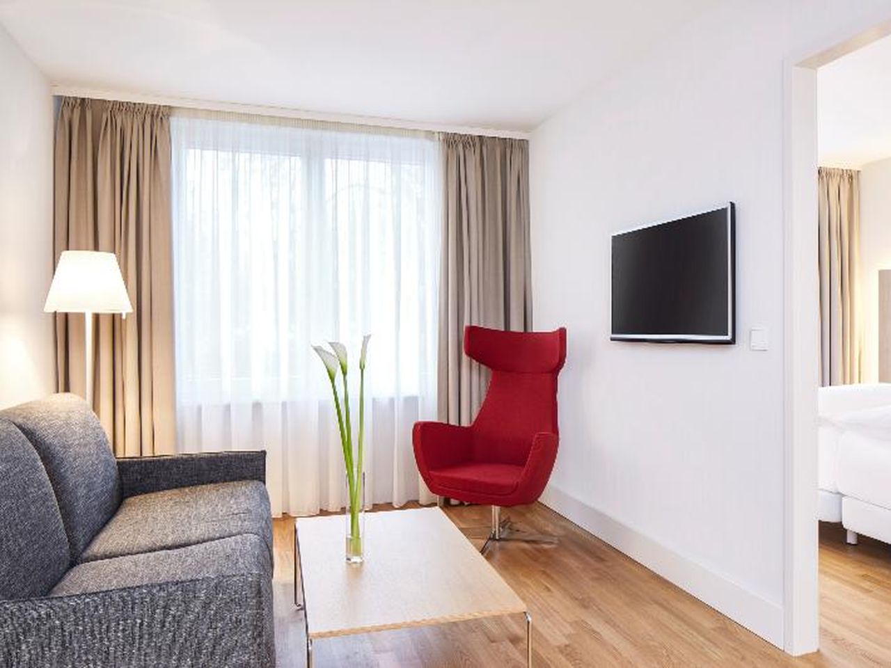 4 Tage im NH Collection Hamburg City mit Frühstück