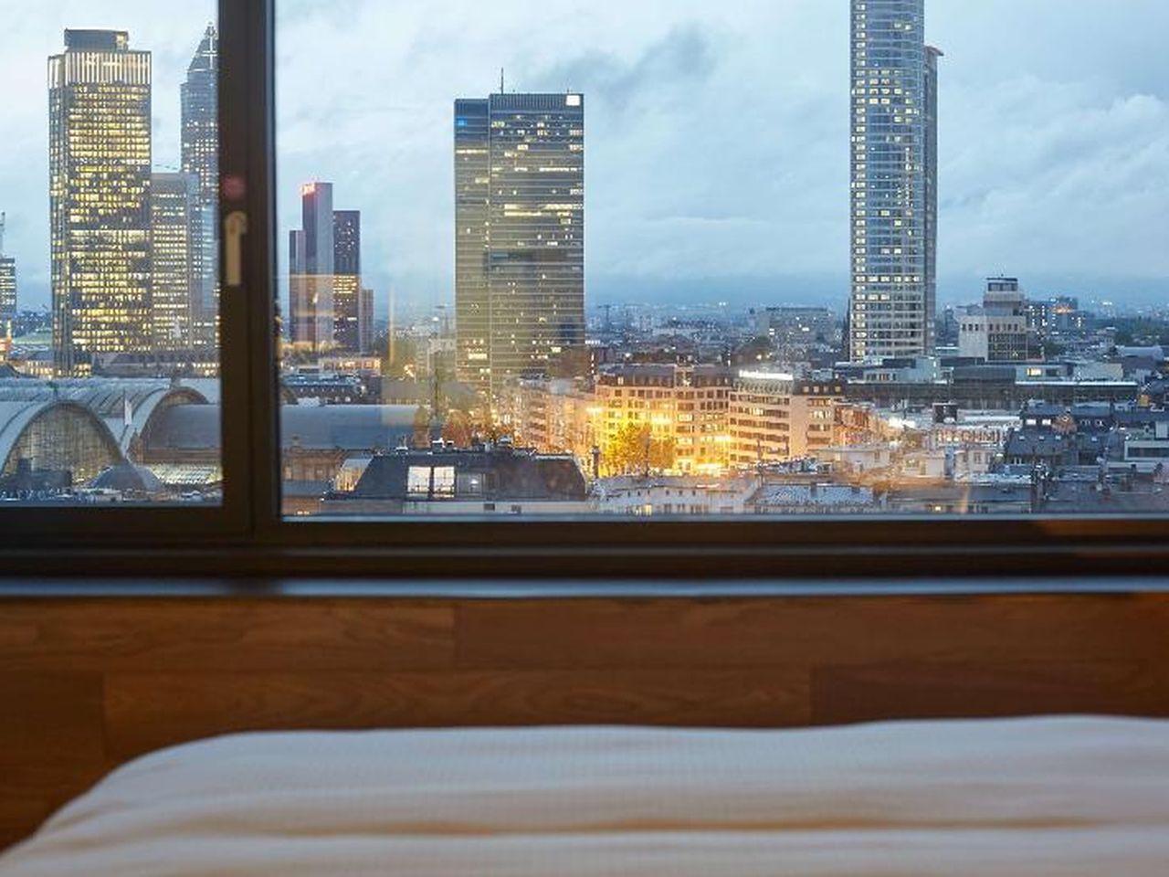 2 Tage Urlaub am Ufer des Mains in Frankfurt
