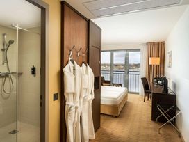 2 Tage im Elaya Hotel Hamburg mit Frühstück