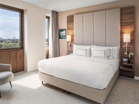 4 Tage Kurzurlaub mit Frühstück im Melia Düsseldorf