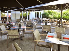 Thermen-Auszeit for TWO: One-Night-Stand in München