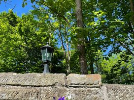 Shopping und Burggeflüster im Wieslauftal / 3 Tage in der Region Stuttgart