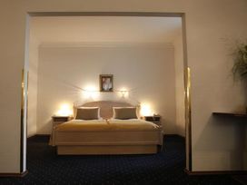 2 Tage Stadtreise mit Frühstück im Arthotel ANA Gala