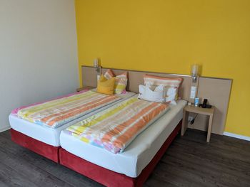 Bild 11 von 27