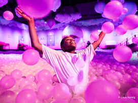 BUBBLE PLANET Berlin mit Tickets und Hotel