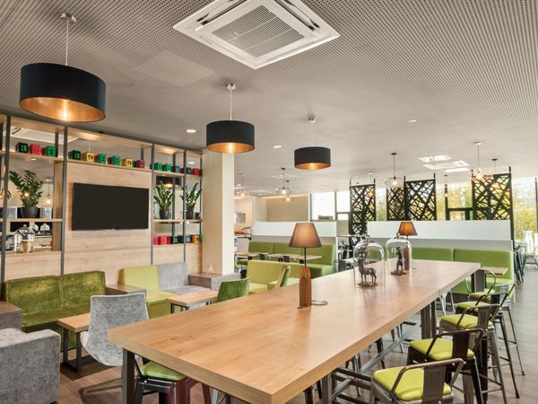 3 Tage Kurzurlaub mit Frühstück im Super 8 Munich City North Hotel in München, Bayern inkl. Frühstück