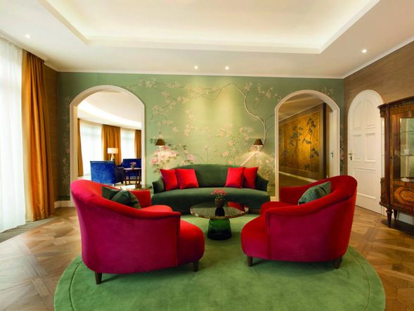 Falkenstein Grand, Autograph Collection