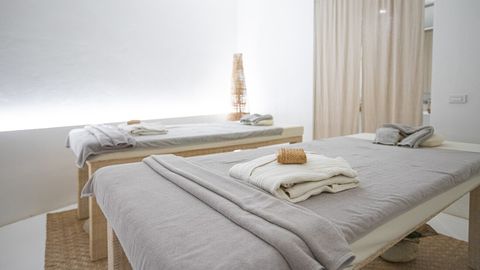 Massageliege in einem Wellnesshotel