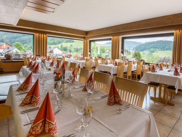 2 Tage Hallo Schwarzwald, hallo Wochenende! in Baiersbronn, Baden-Württemberg inkl. Frühstück