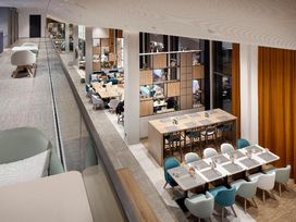 2 Tage im Holiday Inn Hamburg-HafenCity 