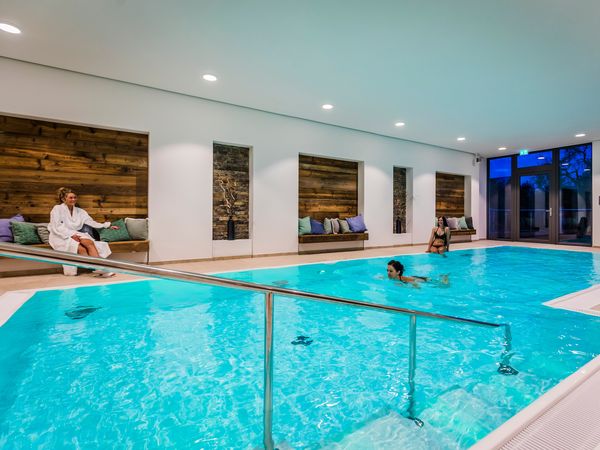 2 Tage Gemütliche Auszeit inkl. 1 Abendessen & Kuchen Wellings Parkhotel in Kamp-Lintfort inkl. Halbpension