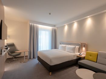 3 Tage mit Frühstück im Holiday Inn Express Munich